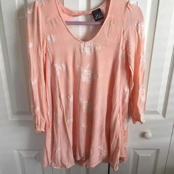 Dresses & Skirts - Pink dress